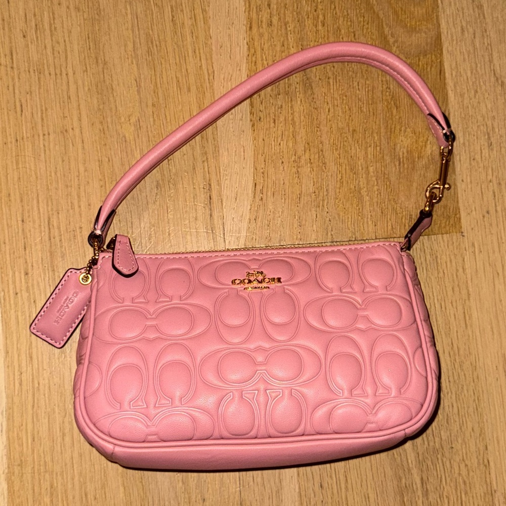 Coach Teri Shoulder Bag in Signature Leather - Light Blush